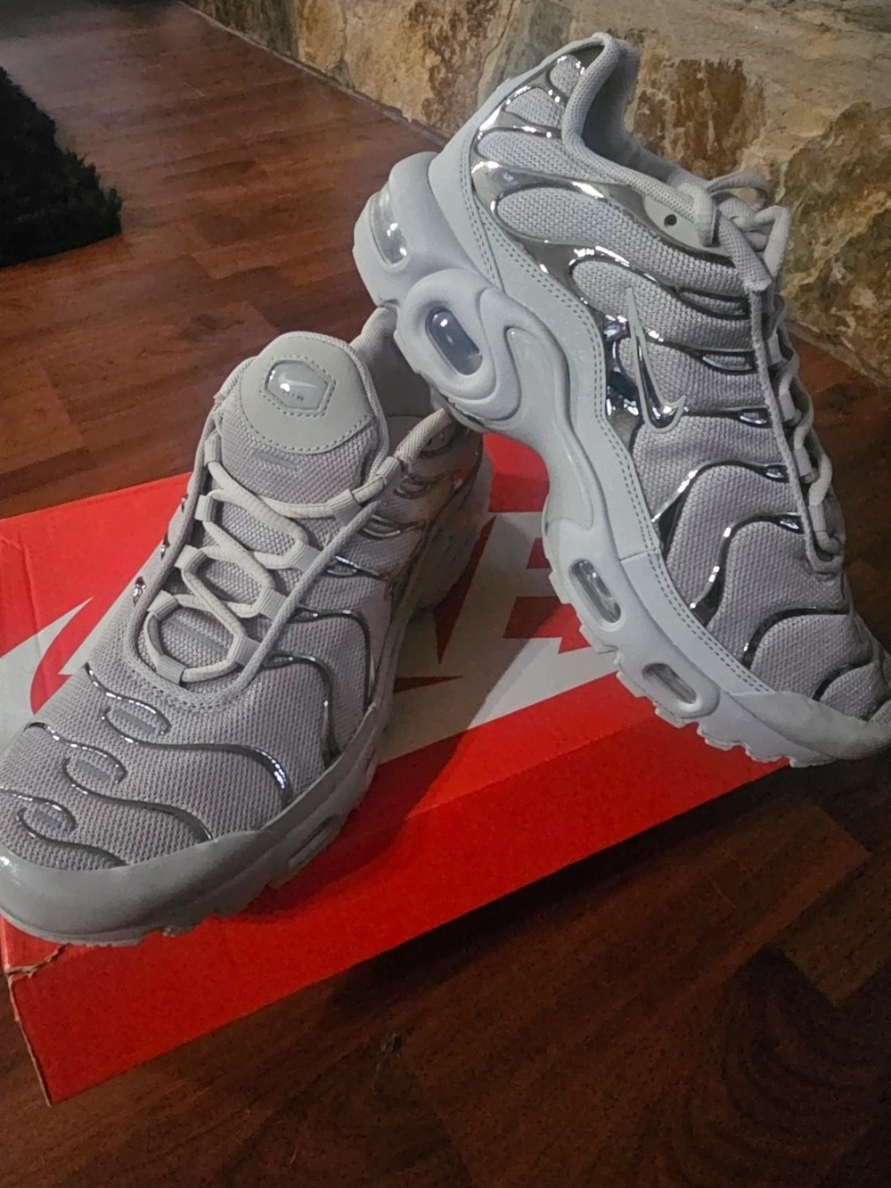 Nike Air Max Plus Hf (GS) Sneakers - Picture 4 of 7